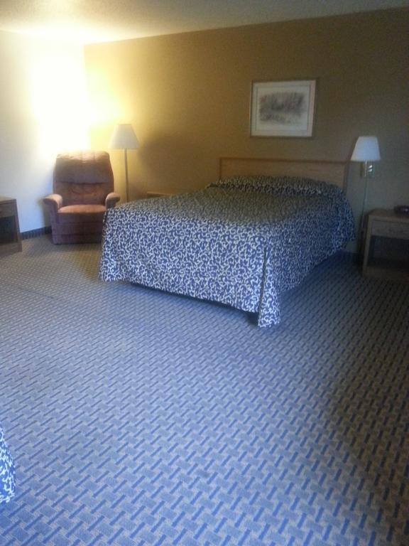 Rodeway Inn Hibbing Room photo